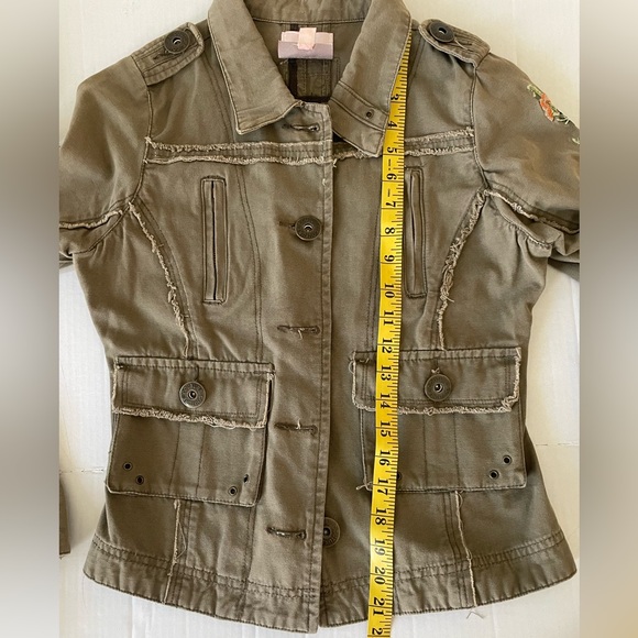 Romeo & Juliet Couture Khaki Embroidered Jean Jacket 100% Cotton metal buttons - Picture 13 of 14